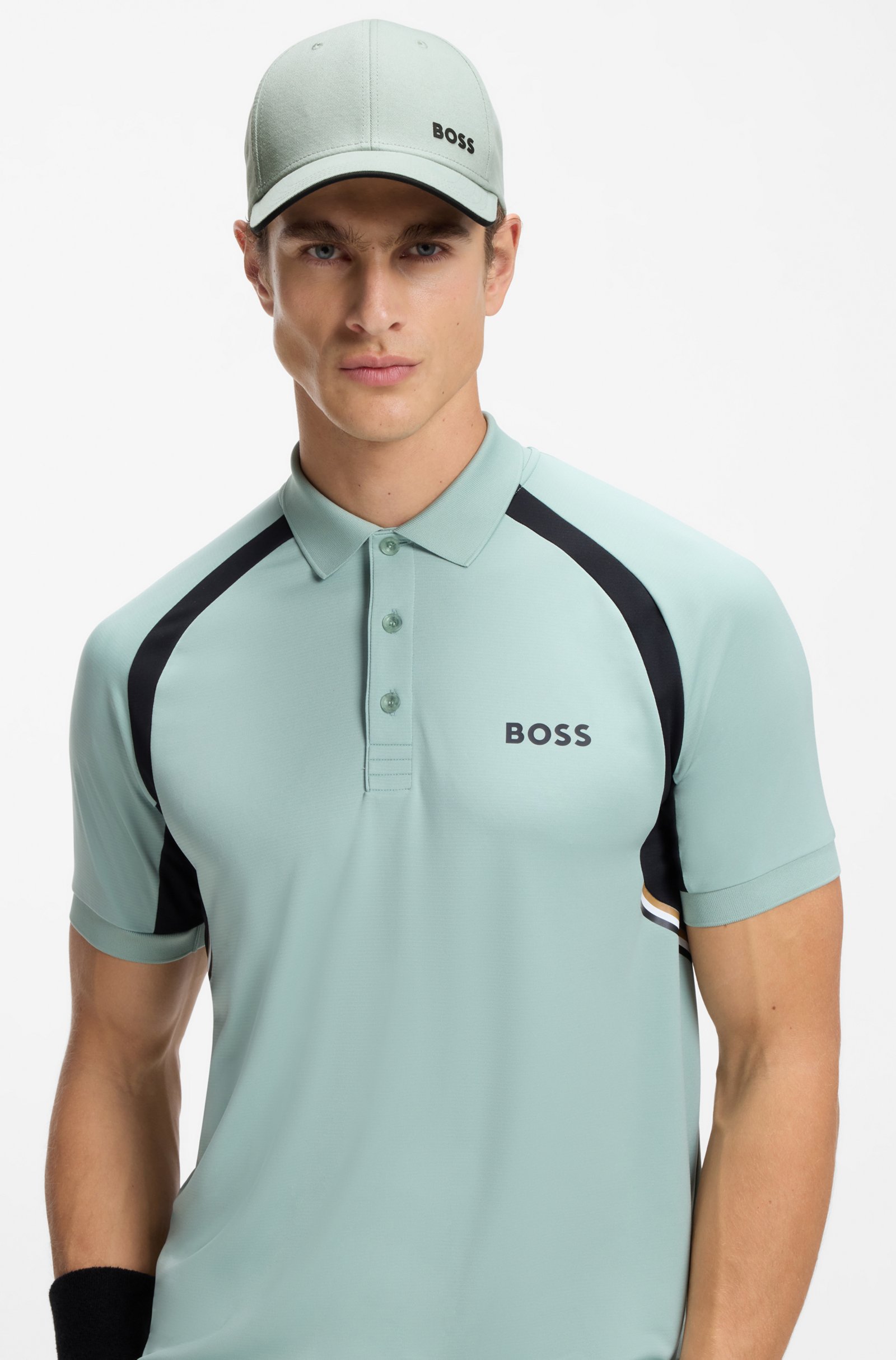 KAPELË, BOSS