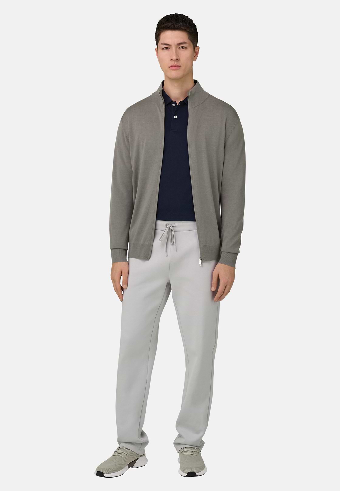 SUPERFINE MERINO, Stilium