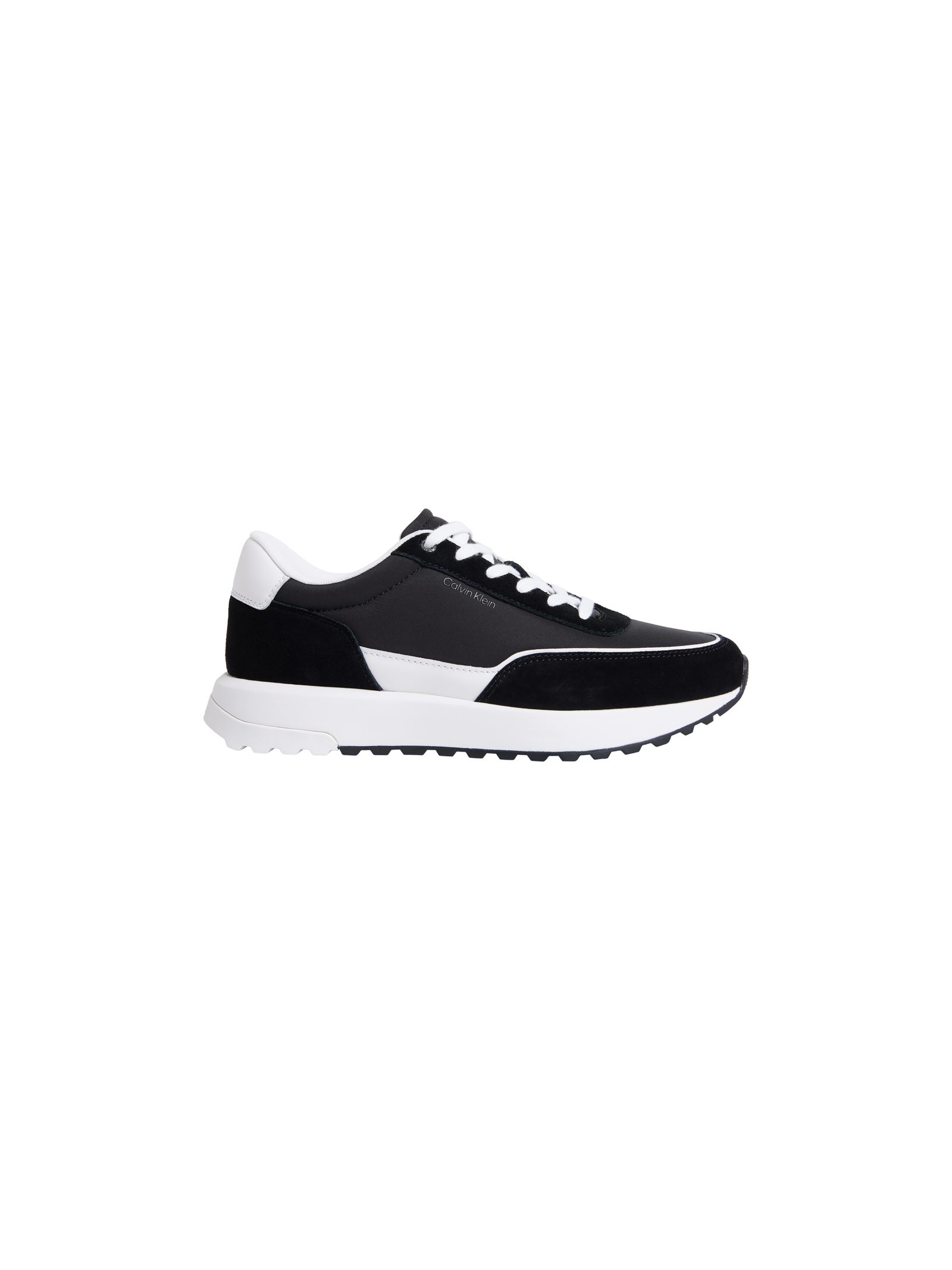 ATLETE, Stilium