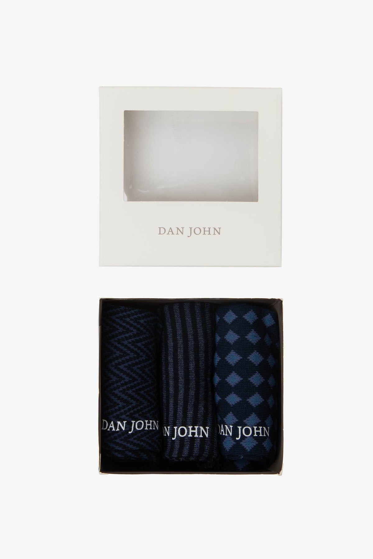 ÇORAPA, DAN JOHN