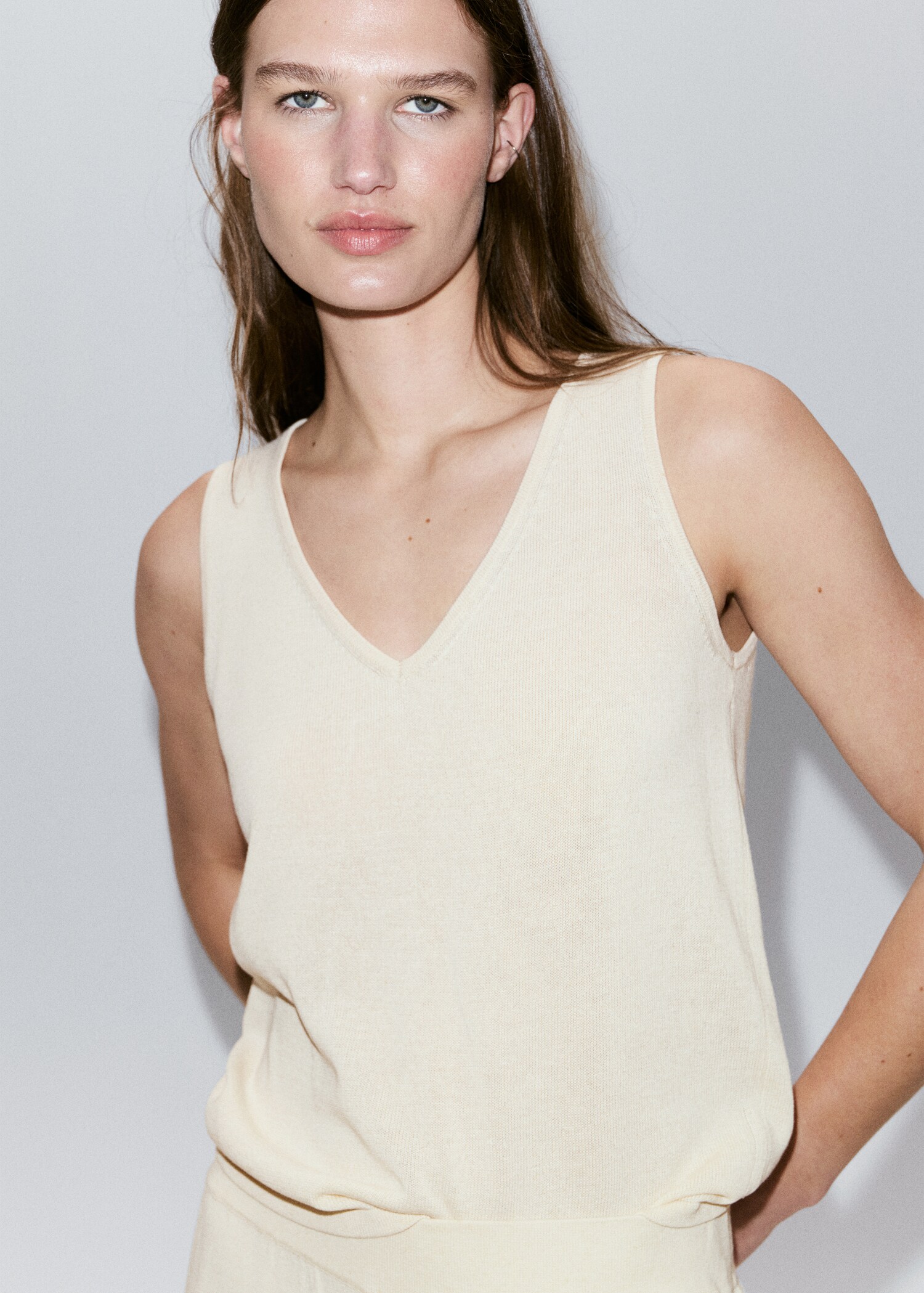 TOP VELLA, MANGO