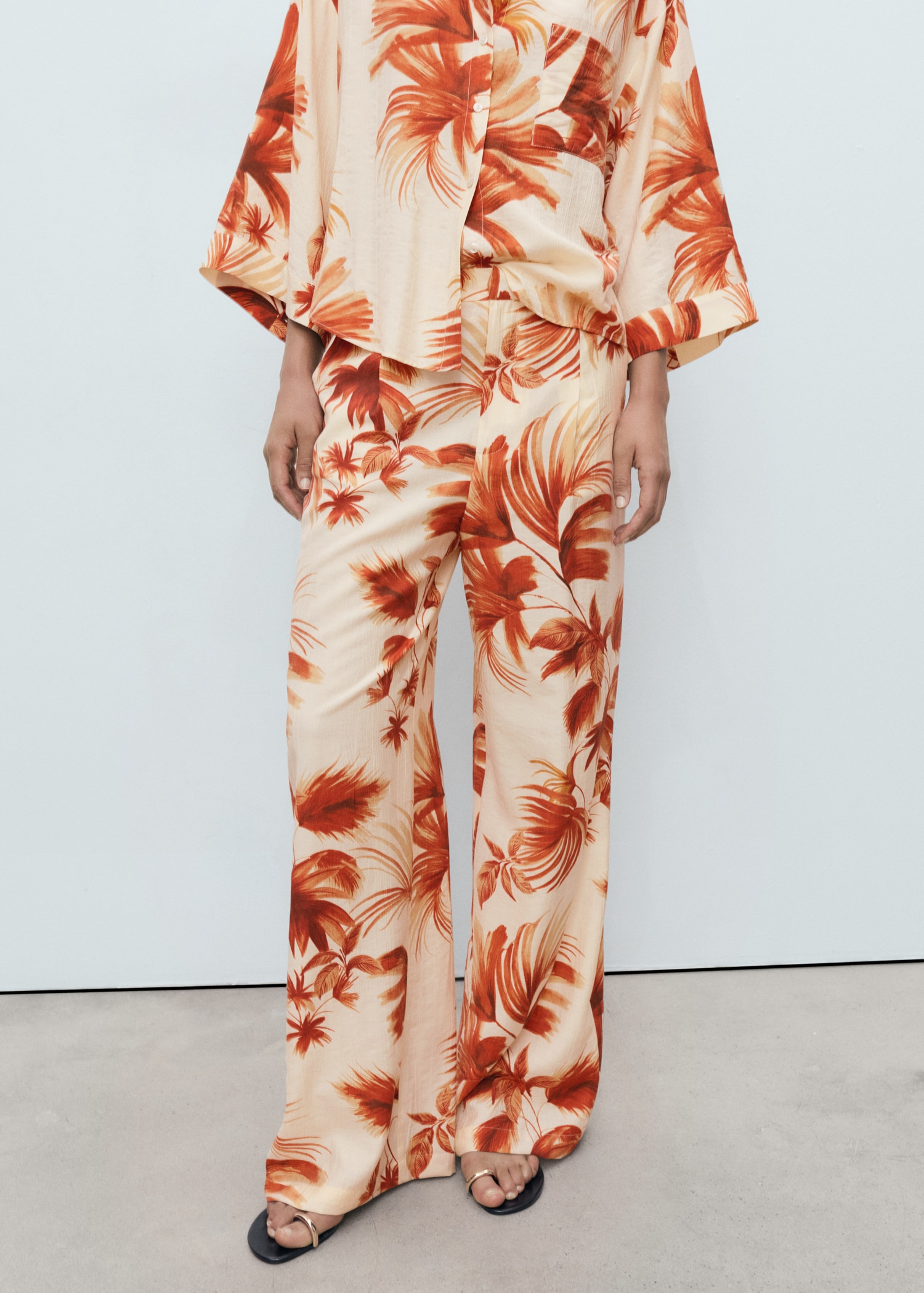 PANTALLONA PALM, MANGO