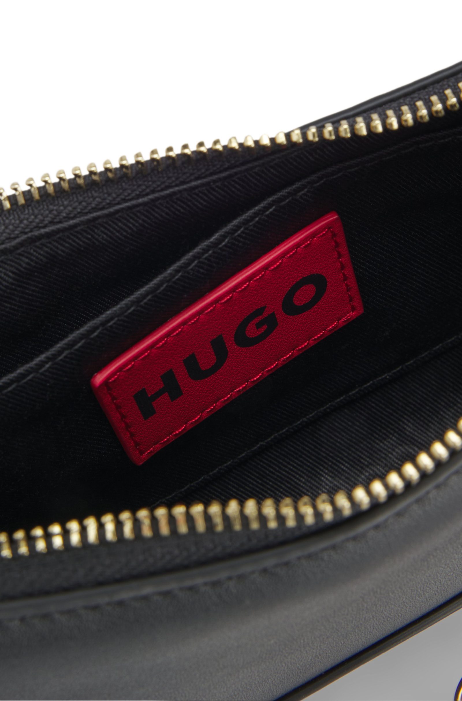 ÇANTË, Hugo