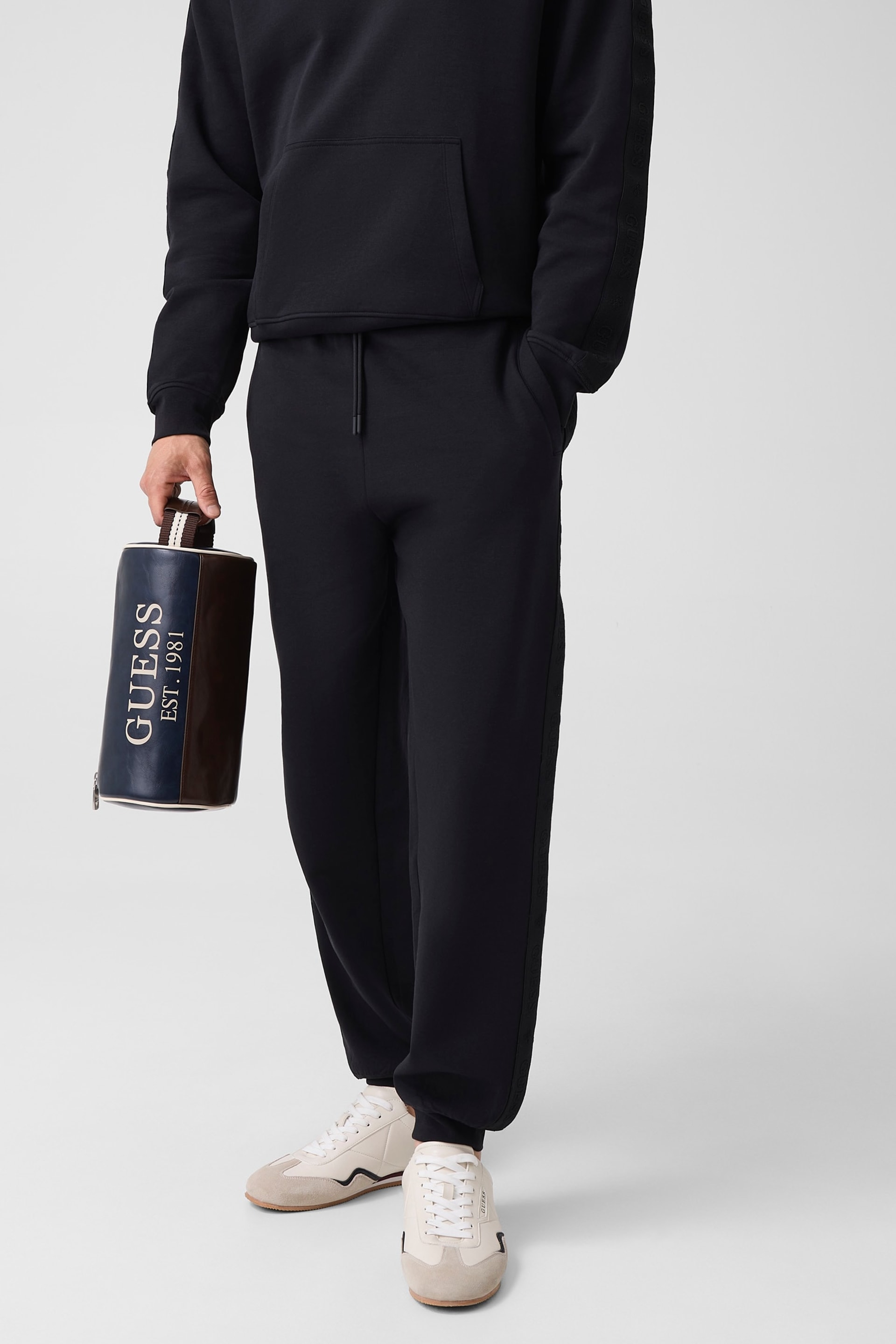 PANTS, GUESS
