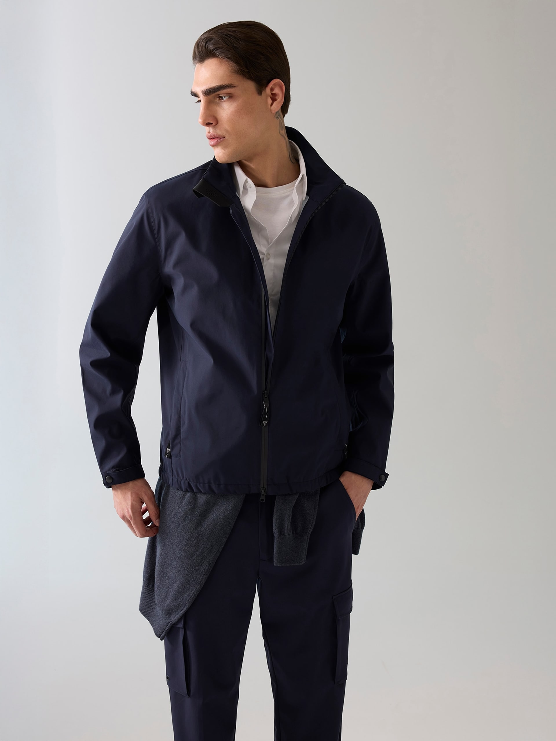 OUTERWEAR, GUESS